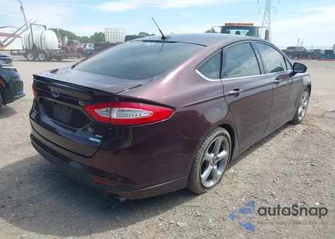 2013 Ford Fusion Se z USA, uszkodzony, nr VIN 3FA6P0HR8DR358547